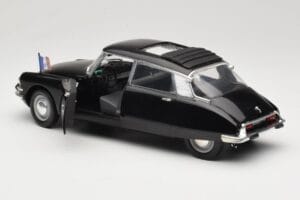 Citroen DS Presidentielle Grey Solido 1:18 8035 Diecast — photo 5 of 8