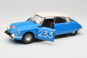 Citroen DS #233 Rally Blue Solido 1:18 8034 Diecast — photo 2 of 8