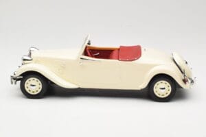 Citroen Traction Avant 11B Cabriolet Cream Norev 1:18 181440 Diecast — photo 3 of 6