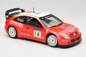 Citroen Xsara T4 WRC #14 P. Bugalski / J-P. Chiaroni WRC 2001 Solido 1:18 9021 Diecast — photo 6 of 8