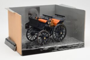 Daimler Motorkutsche 1886 Minichamps 1:24 B66040002 Diecast — photo 2 of 4