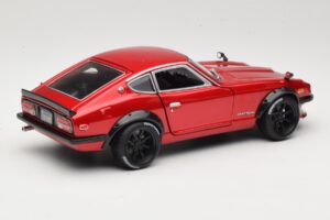Datsun 240Z S30 Red Maisto 1:18 32611 Diecast — photo 3 of 8