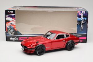 Datsun 240Z S30 Red Maisto 1:18 32611 Diecast — photo 8 of 8