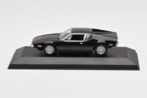 De Tomaso Pantera Black Minichamps 1:43 400127501 Diecast