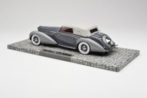 Delage D8 120 Cabriolet Grey & Dark Grey Minichamps 1:18 107115134 Diecast — photo 5 of 6