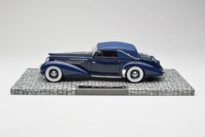 Delage D8-120 Cabriolet Two Tone Blue Minichamps 1:18 107115132 Resin — photo 3 of 6