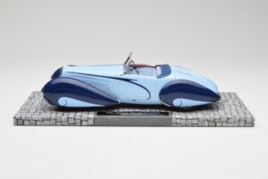 Delahaye Type 135-M Cabriolet Mullin Museum Minichamps 1:18 107116160 Diecast — photo 3 of 6