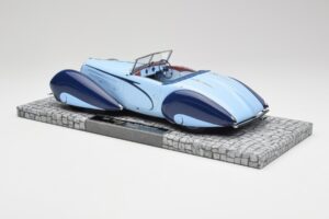 Delahaye Type 135-M Cabriolet Mullin Museum Minichamps 1:18 107116160 Diecast — photo 4 of 6