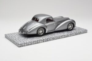 Delahaye Type 145 V12 Coupe Mullin Museum Minichamps 1:18 107116120 Diecast — photo 5 of 6