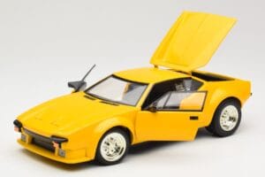 De Tomaso Pantera Yellow Hot Wheels 1:18 27809 Diecast — photo 2 of 8
