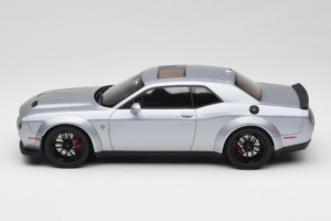 Dodge Challenger SRT Hellcat Redeye Silver GT Spirit 1:18 GT226 Resin — photo 3 of 6
