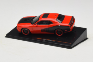 Dodge Challenger SRT8 Red IXO 1:43 CLC597N Diecast — photo 3 of 4
