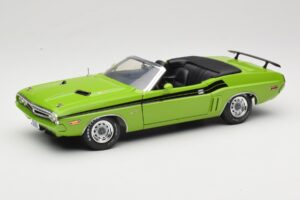 Dodge Challenger Convertible Green Greenlight 1:18 12803-06G Diecast