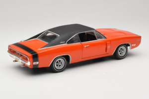 Dodge Charger R/T Orange & Black American Muscle 1:18 39314 Diecast — photo 3 of 8