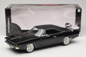 Dodge Charger R/T Steve McQueen Bullitt Movie Greenlight 1:18 12839 Diecast — photo 8 of 8