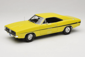 Dodge Charger R/T Yellow Dirty Mary Crazy Larry Auto World 1:18 AWSS101/06 Diecast