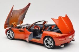 Dodge Concept Vehicle Orange Maisto 1:18 50323 Diecast — photo 5 of 8