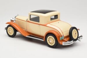Dodge Eight DG Coupe Beige BoS Models 1:18 BOS289 Resin — photo 5 of 6