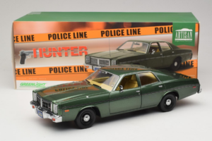 Dodge Monaco Green Hunter GreenLight 1:18 19045 Diecast — photo 8 of 8