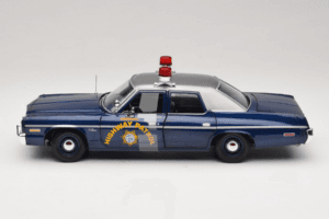 Dodge Monaco Nevada Highway Patrol Auto World 1:18 AMM1009/06 Diecast — photo 4 of 8