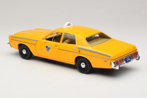 Dodge Monaco Taxi Rocky III GreenLight 1:18 19111 Diecast — photo 7 of 8