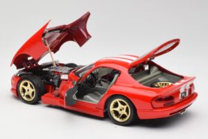 Dodge Viper GTS Red Bburago 1:18 3075 Diecast — photo 5 of 8