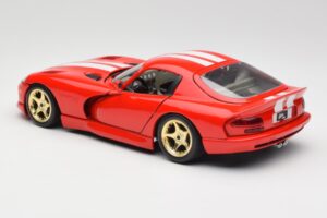 Dodge Viper GTS Red Bburago 1:18 3075 Diecast — photo 7 of 8
