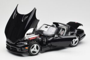 Dodge Viper RT/10 Black Bburago 1:18 3065 Diecast — photo 2 of 8