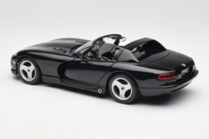 Dodge Viper RT/10 Black Bburago 1:18 3065 Diecast — photo 7 of 8