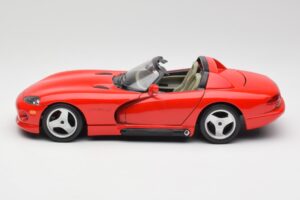 Dodge Viper RT/10 Red Bburago 1:18 3025-M1 Diecast — photo 4 of 8