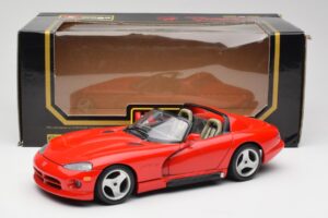Dodge Viper RT/10 Red Bburago 1:18 3025-M1 Diecast — photo 8 of 8