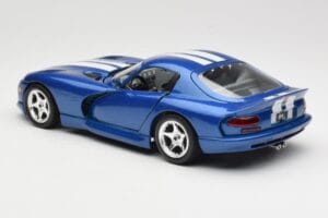 Dodge Viper GTS SR II Blue with White Stripes Bburago 1:18 3330 Diecast — photo 7 of 8