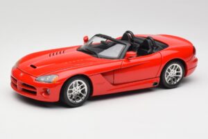 Dodge Viper SRT-10 Red Bburago 1:18 3325 Diecast