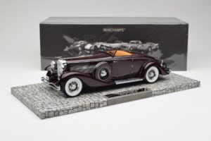 Duesenberg SJN Convertible Coupe Burgundy Minichamps 1:18 107150331 Diecast — photo 2 of 6