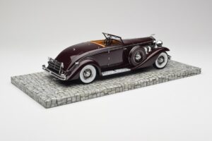Duesenberg SJN Convertible Coupe Burgundy Minichamps 1:18 107150331 Diecast — photo 5 of 6
