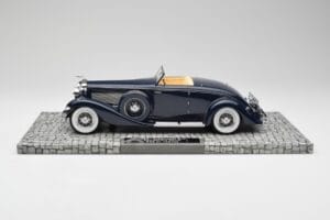 Duesenberg SJN Convertible Coupe Midnight Blue Minichamps 1:18 107150332 Diecast — photo 3 of 6