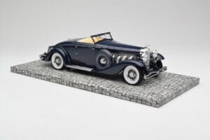 Duesenberg SJN Convertible Coupe Midnight Blue Minichamps 1:18 107150332 Diecast — photo 4 of 6