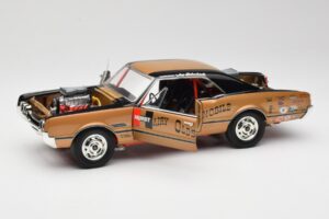 Oldsmobile 442 Hurst Hairy Olds Twin-Engine 4WD 1966 Highway 61 1:18 50089 Diecast — photo 2 of 8