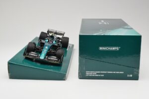 Aston Martin AMR22 #5 S. Vettel Last Race Abu Dhabi GP 2022 Minichamps 1:18 147222205 Resin — photo 6 of 7