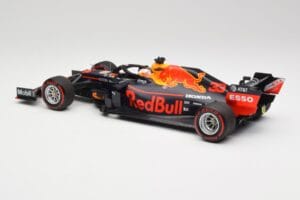 Aston Martin Red Bull Racing RB15 #33 M. Verstappen F1 2019 Minichamps 1:18 110190033 Diecast — photo 5 of 7