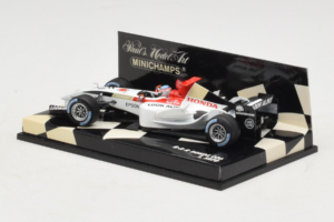 BAR 006 Honda #10 T. Sato BAR Honda F1 Team 2004 Minichamps 1:43 400040010 Diecast — photo 3 of 5
