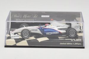 BMW Sauber F1.09 #4 R. Kubica Showcar 2009 Minichamps 1:43 400090075 Diecast — photo 5 of 5