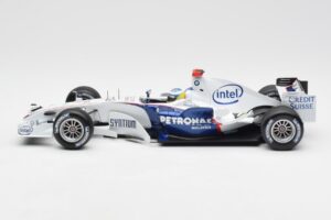BMW Sauber F1.06 #16 N. Heidfeld F1 2006 Minichamps 1:18 100060016 Diecast — photo 3 of 6