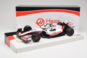 Haas VF-22 #47 M. Schumacher Bahrain GP 2022 Minichamps 1:18 147220147 Diecast — photo 7 of 7