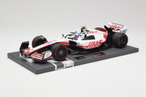 Haas VF-22 #47 M. Schumacher Brazilian GP 2022 Minichamps 1:18 117222147 Resin — photo 2 of 7