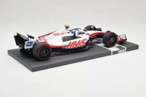 Haas VF-22 #47 M. Schumacher Brazilian GP 2022 Minichamps 1:18 117222147 Resin — photo 3 of 7