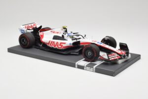 Haas VF-22 #47 M. Schumacher Brazilian GP 2022 Minichamps 1:18 117222147 Resin — photo 4 of 7