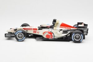 Honda Racing Team RA106 #12 J. Button F1 2006 Minichamps 1:18 100060012 Diecast — photo 3 of 6