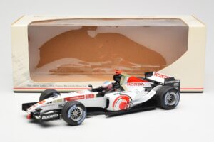 Honda RA106 Honda Racing Team R. Barrichello F1 Showcar 2006 Minichamps 1:18 08MF1-06B-CRB18 Diecast — photo 6 of 6