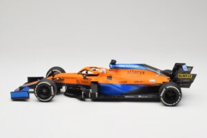 McLaren MCL35M #3 D. Ricciardo Italian GP Winner 2021 Minichamps 1:18 530213303 Resin — photo 3 of 7